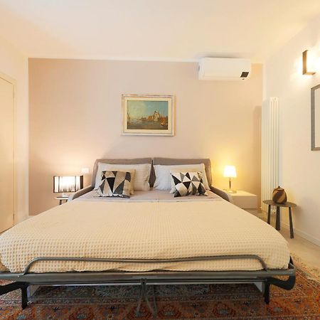 Siena Uptown - Sabrina'S Charming Apartment Εξωτερικό φωτογραφία